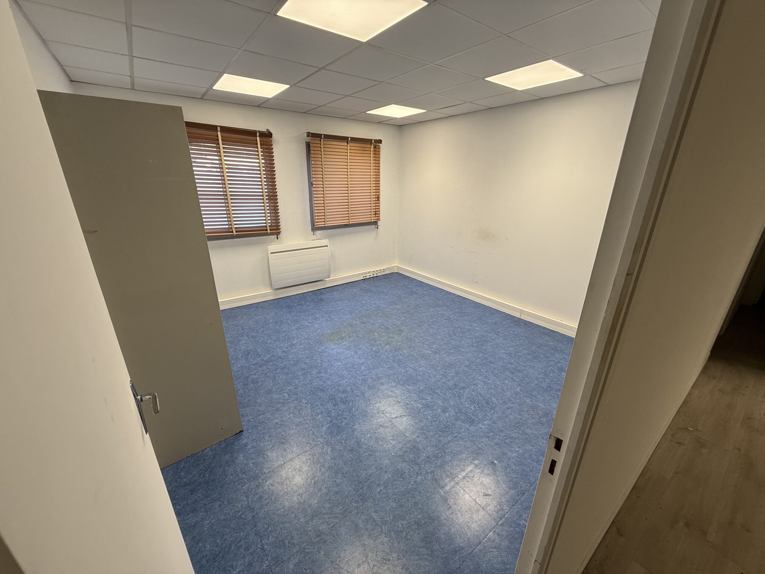 L'une des salles du local de Cerny